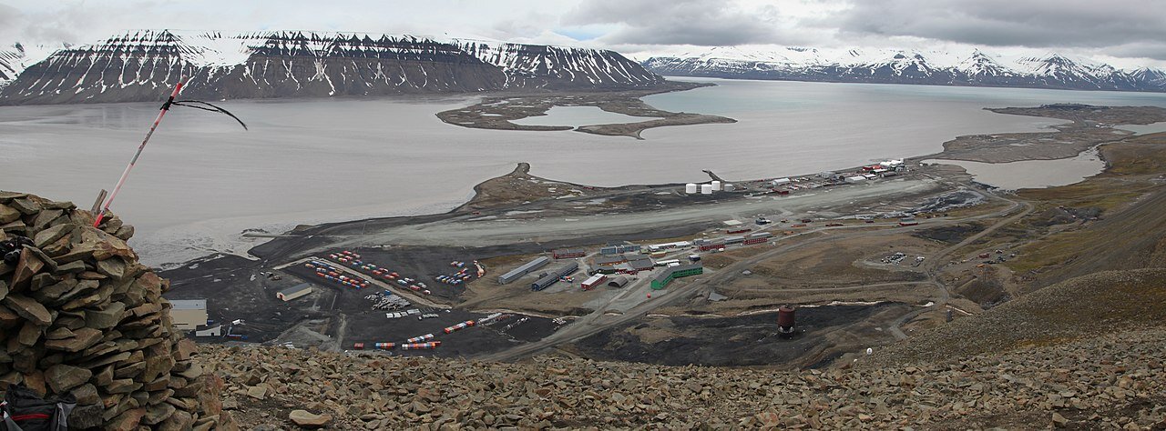 Svalbard Coal Mines Dismantled and the Area is Turned Back into Wilderness With an Enormous National Park