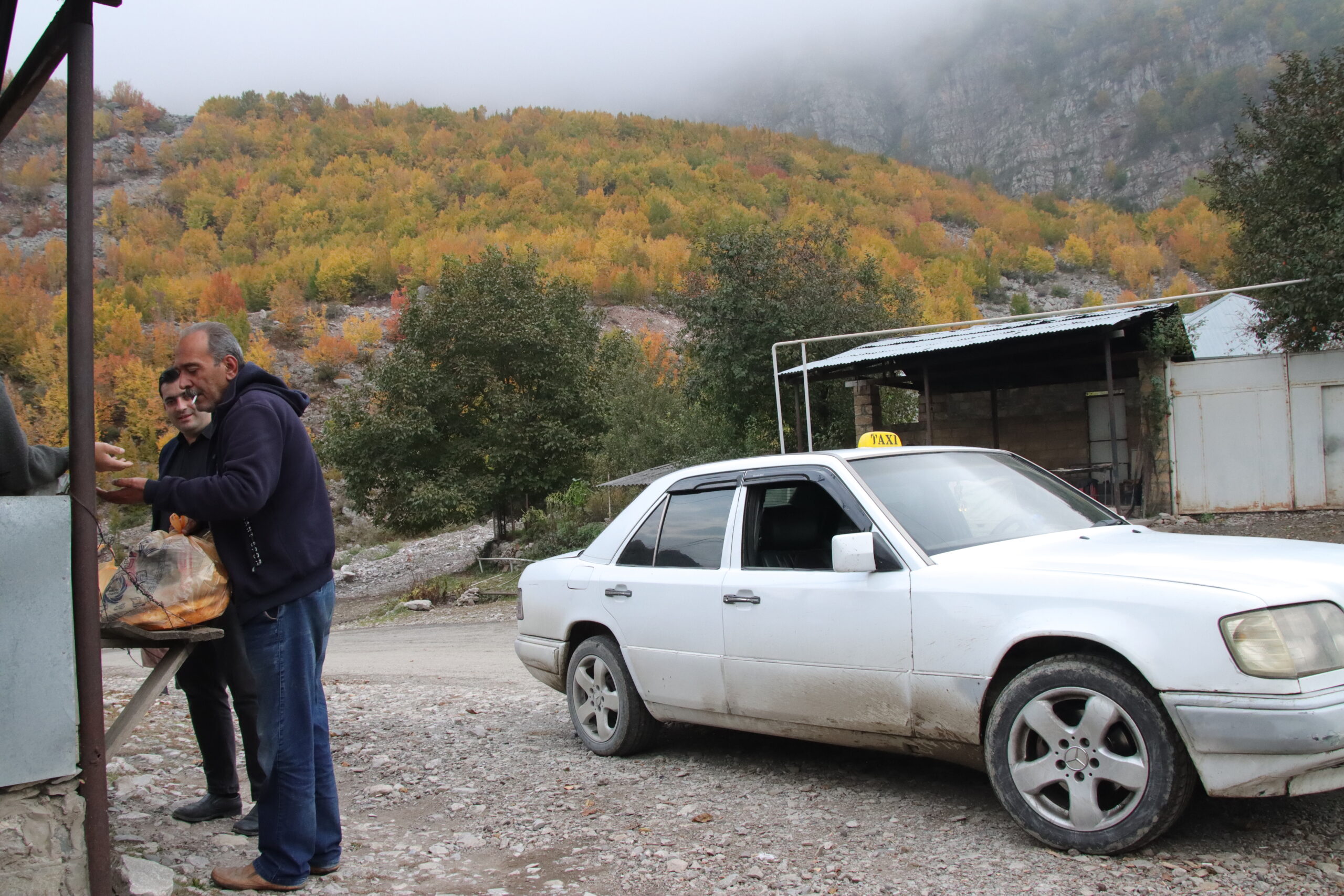 Days in the Caucasus, Autumn